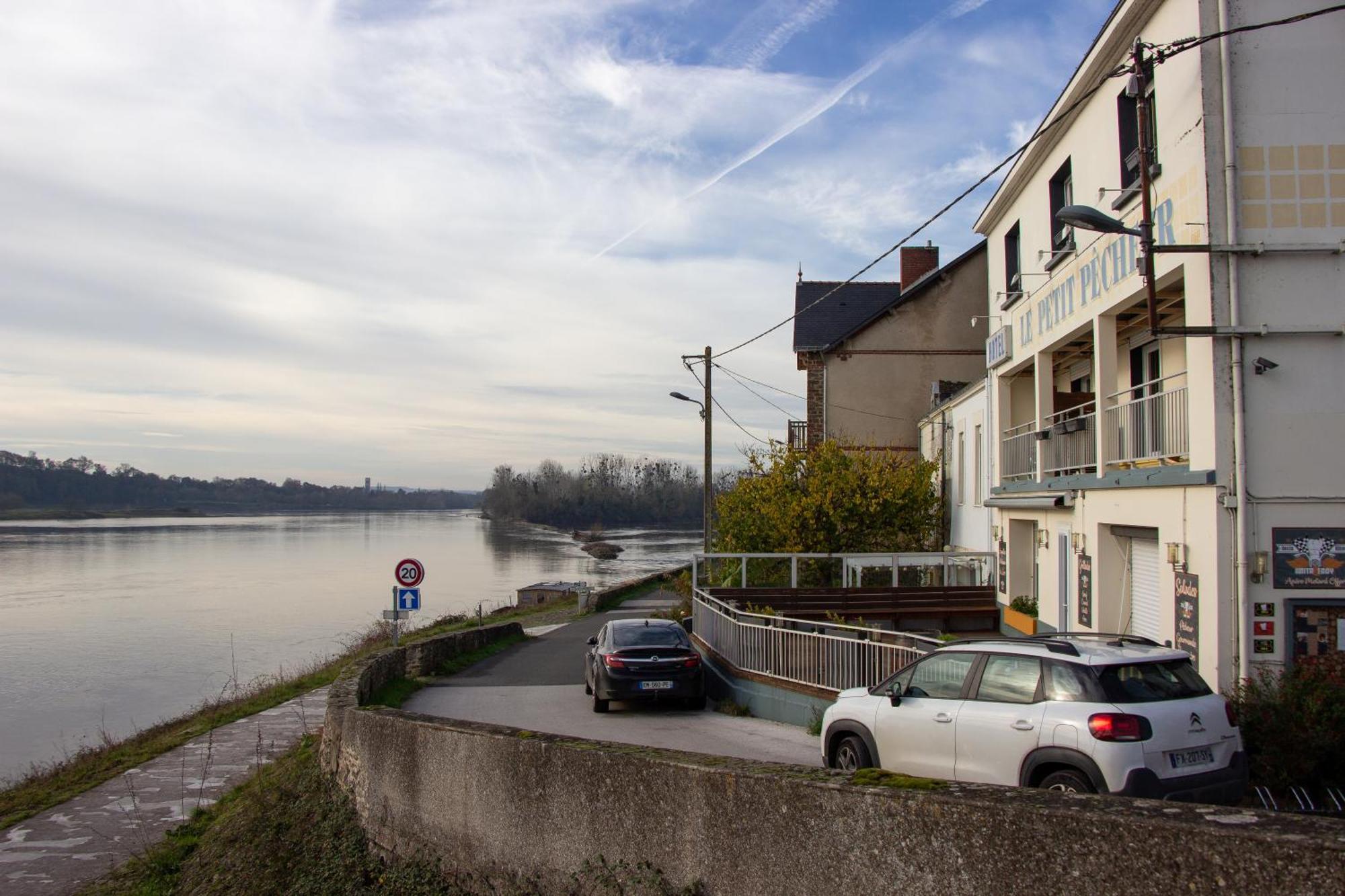 Hotel Le Petit Pecheur Saint-Florent-le-Vieil Exteriér fotografie